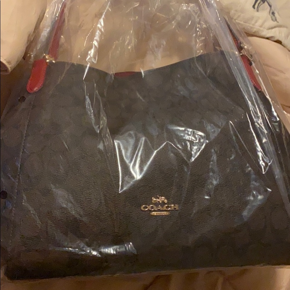Coach hallie tote